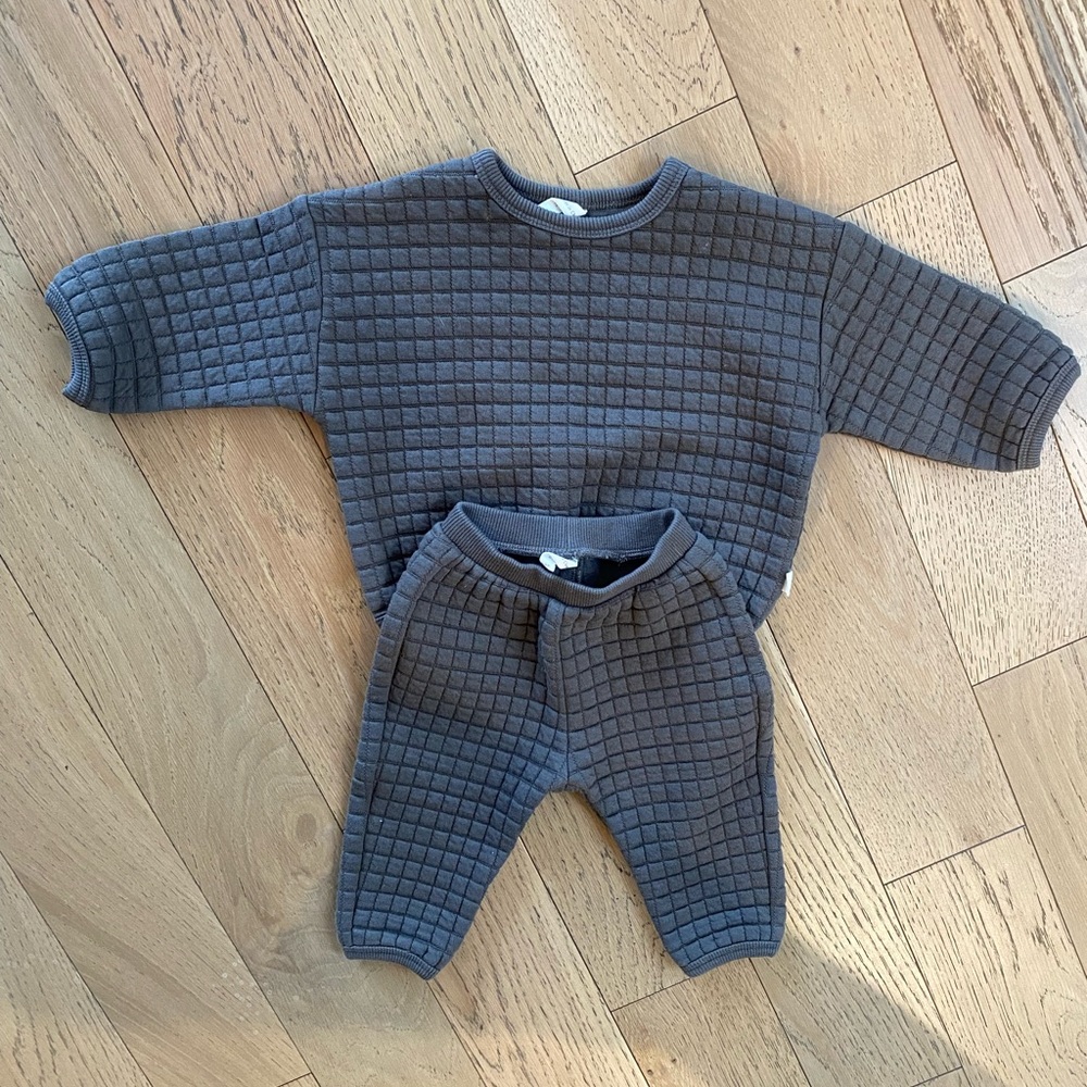 Qincy Mae set 3-6 months